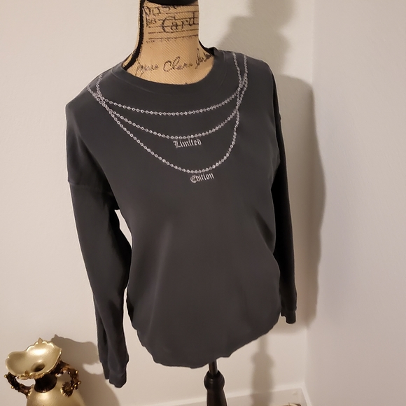 🤍 Grey Sweatshirt with jewelry embroidery Limited Edition - Picture 4 of 8